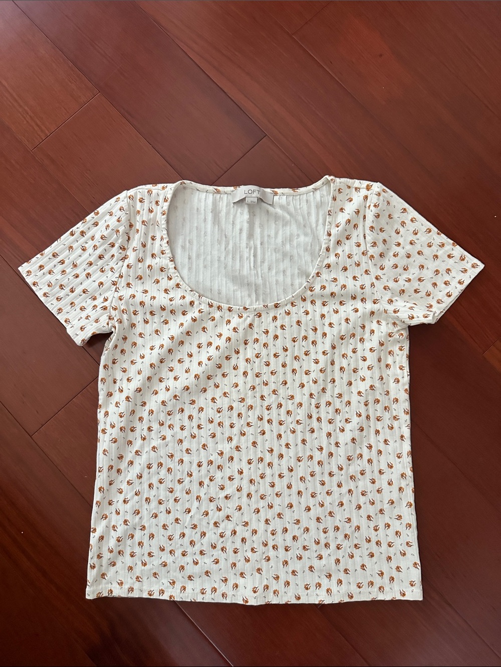 LOFT Cream Short Sleeve Scoop Neck Tee with Rust Floral Motif
